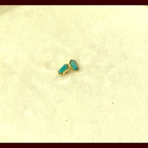 Keep turquoise studs
